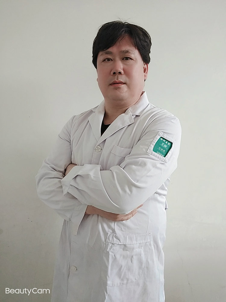 玄锏專(zhuān)家相片_meitu_13.jpg
